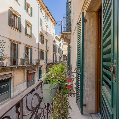 Apartamento Domus Largo Pescheria *
