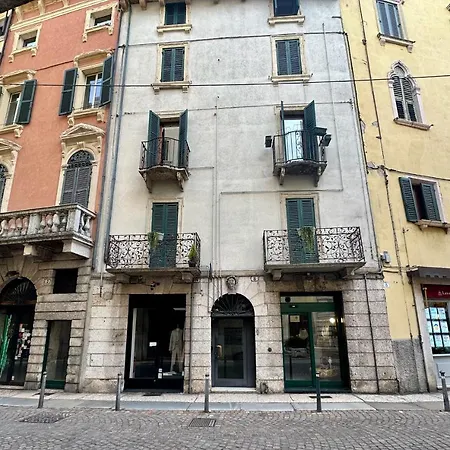 Appartamento Domus Largo Pescheria *