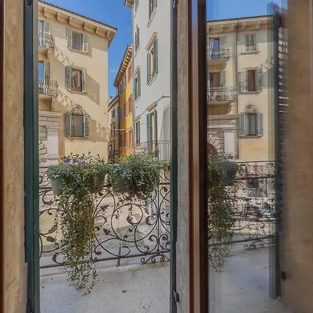 Domus Largo Pescheria Appartamento *